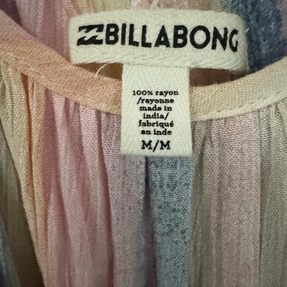 Billabong - Cold Shoulder - Pastel
Colors - Size M | - Picture 3 of 5
